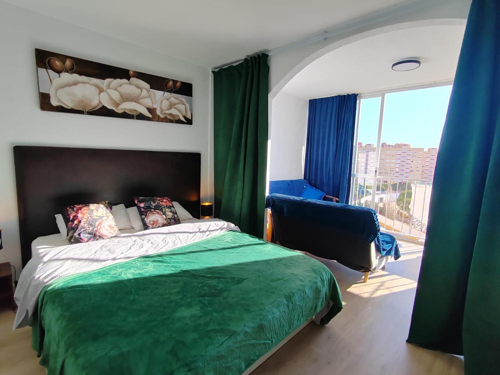 Apartment-Studio With View M&M Бенидорм Экстерьер фото